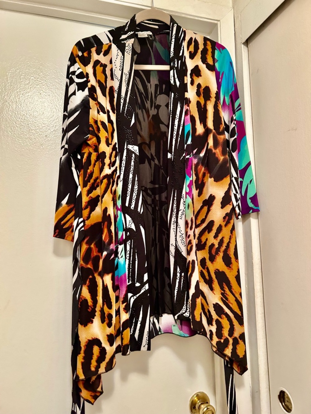 Alberto Makali Black Multicolor Printed Cardigan. Vintage